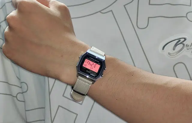 CASIO A159WA-N1D-Redshift