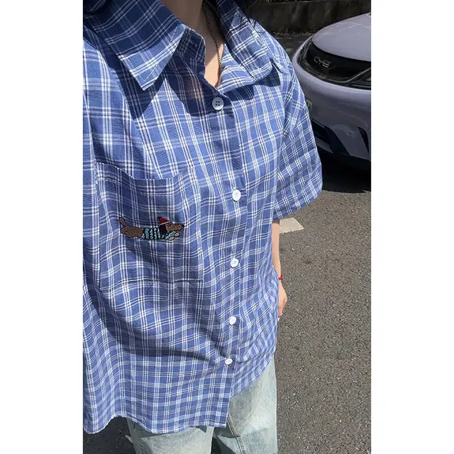 颂希尔 复古宽松纽扣薄款透气简约百搭休闲格子刺绣腊肠狗翻领少年感短袖衬衫 男女同款