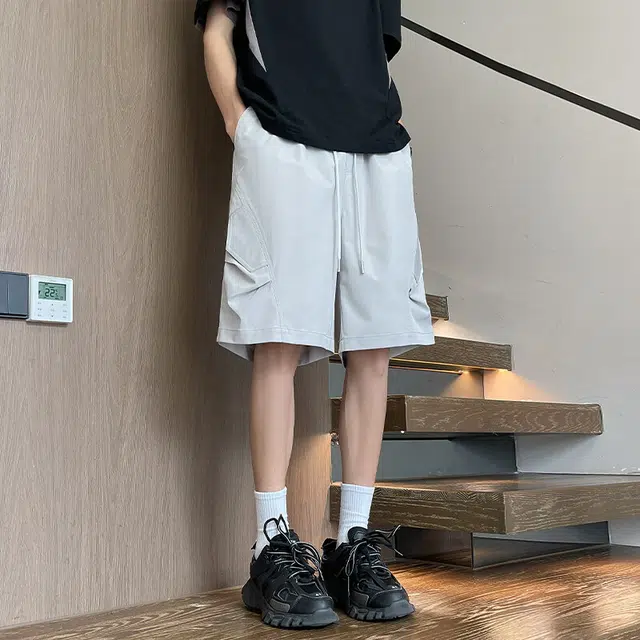 佐菲利 夏季薄款速干五分裤子美式高街褶皱设计感拼接宽松直筒休闲短裤 男款