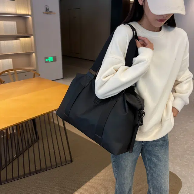 行途 韩版大容量 织物 健身包 中号 男女同款情侣款 黑色/粉色/酒红色/灰色/蓝色