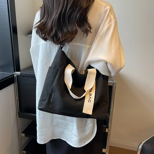 行途 大容量通勤时尚斑马纹 帆布 帆布包斜挎单肩包 常规 女款 黑色/卡其色/蓝色/米白色