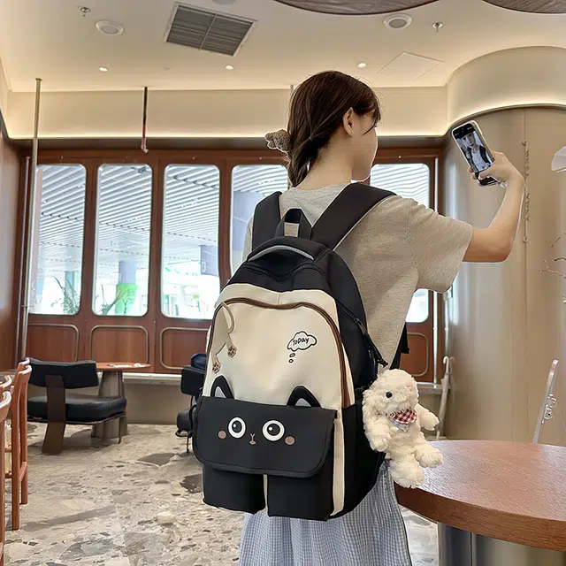 行途 可爱毛绒个性简约休闲 尼龙 双肩包 常规 女款 多色