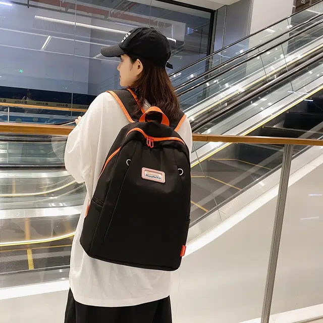行途 港风大容量简约双肩包初中高中生尼龙书包男女同款轻便电脑包 多色