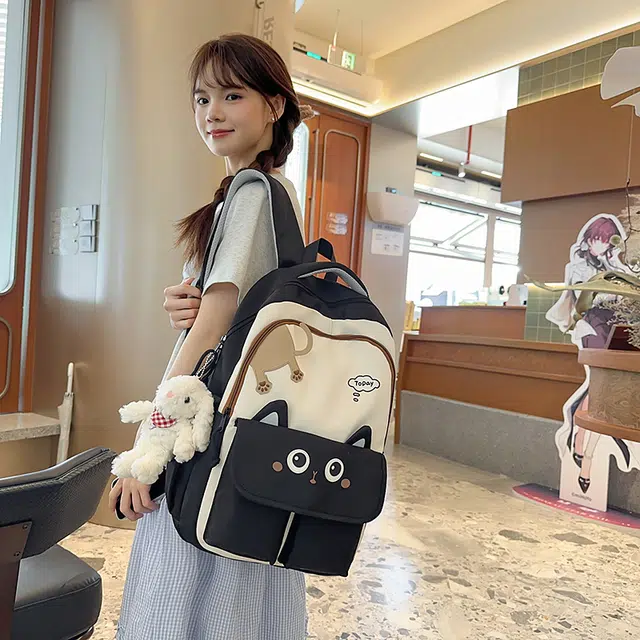 行途 可爱毛绒个性简约休闲 尼龙 双肩包 常规 女款 多色