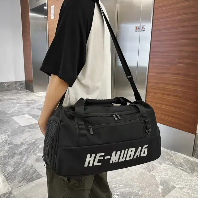 行途 大容量拉链开合 尼龙 旅行包 常规 男女同款情侣款 黑色/白色