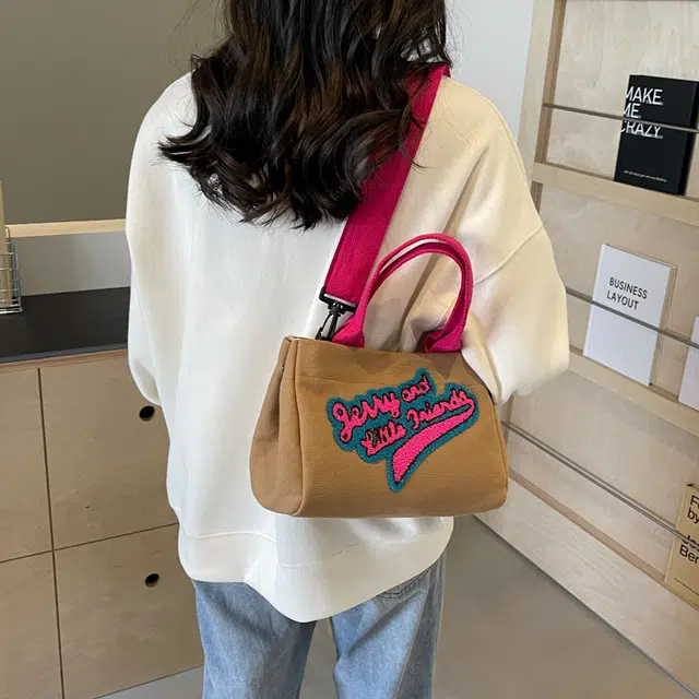 行途  春夏百搭高级质感 布 斜挎包 女款 多色