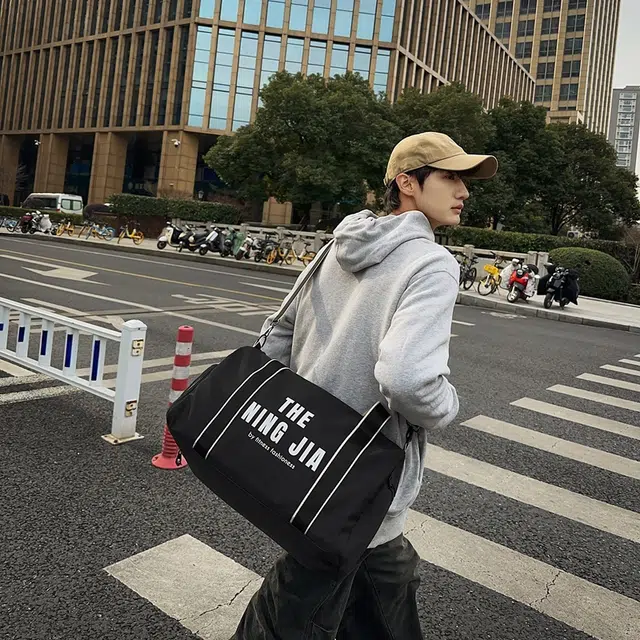 行途 大容量运动短途出差干湿分离 尼龙 男女同款情侣款 旅行包 多色