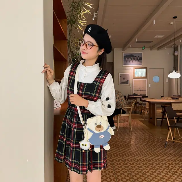 行途 可爱小狗带挂件尼龙单肩包卡通斜挎包 女款 多色