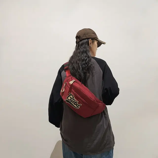 行途 时尚小众宽肩带可爱 尼龙 胸包腰包 男女同款情侣款 黑色/蓝色/红色/白色