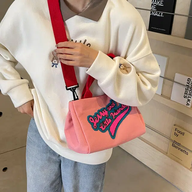 行途  春夏百搭高级质感 布 斜挎包 女款 多色