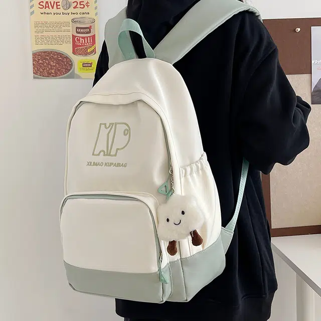 行途 森系韩版小清新书包休闲通勤大容量初高中学生背包 尼龙 双肩包 男女同款情侣款 黑色/绿色/红色/棕色