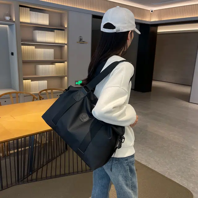 行途 韩版大容量 织物 健身包 中号 男女同款情侣款 黑色/粉色/酒红色/灰色/蓝色