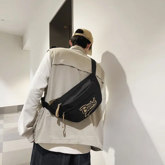 行途 时尚小众宽肩带可爱 尼龙 胸包腰包 男女同款情侣款 黑色/蓝色/红色/白色