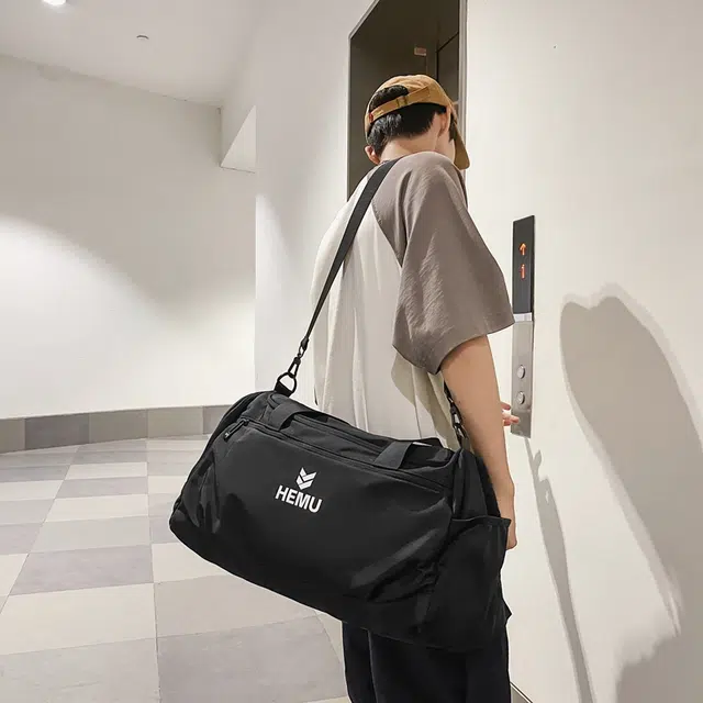 行途 大容量干湿分离 尼龙 收纳包登机包健身包 大号 男女同款情侣款 黑色/白色