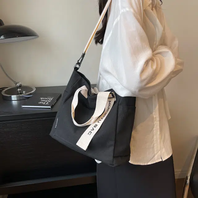 行途 大容量通勤时尚斑马纹 帆布 帆布包斜挎单肩包 常规 女款 黑色/卡其色/蓝色/米白色