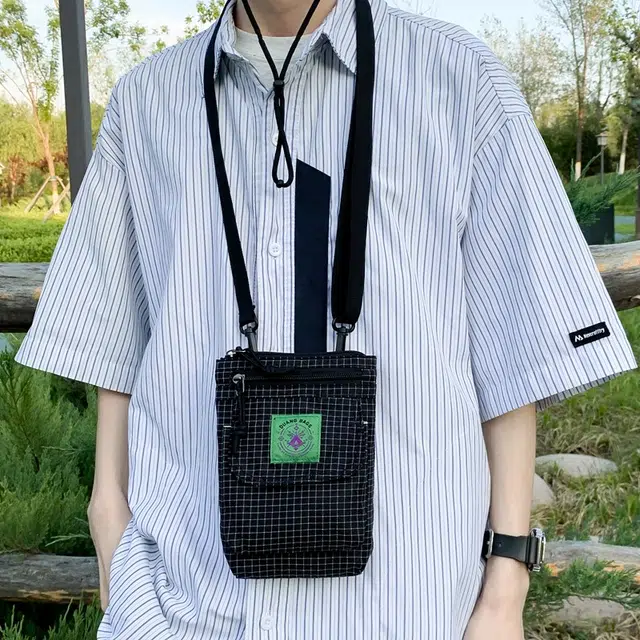 行途 时尚潮流高级 尼龙 单肩斜挎包 常规 男女同款情侣款 多色