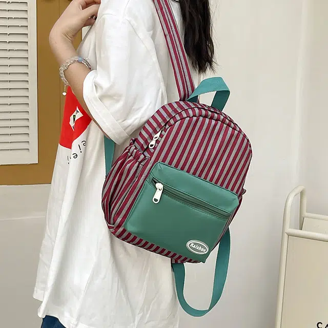 行途 初中生学生百初中简约书包背包版小学韩甜美中生 尼龙 双肩包 常规 男女同款情侣款 红绿色