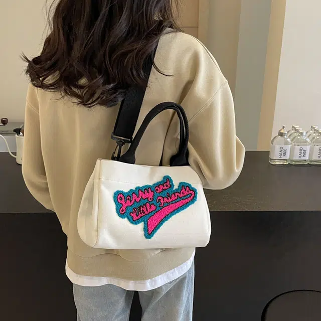 行途  春夏百搭高级质感 布 斜挎包 女款 多色