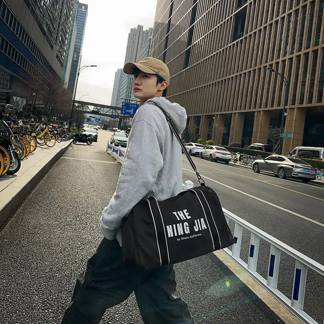 行途 大容量运动短途出差干湿分离 尼龙 男女同款情侣款 旅行包 多色