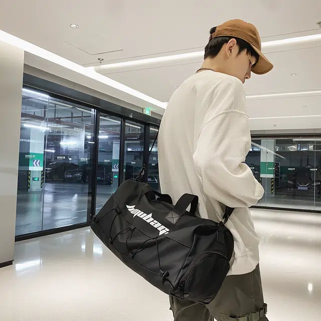 行途 大容量干湿分离 牛津布 手提单肩斜挎旅行包健身包 大号 男女同款情侣款 黑色/白色/蓝色/卡其色