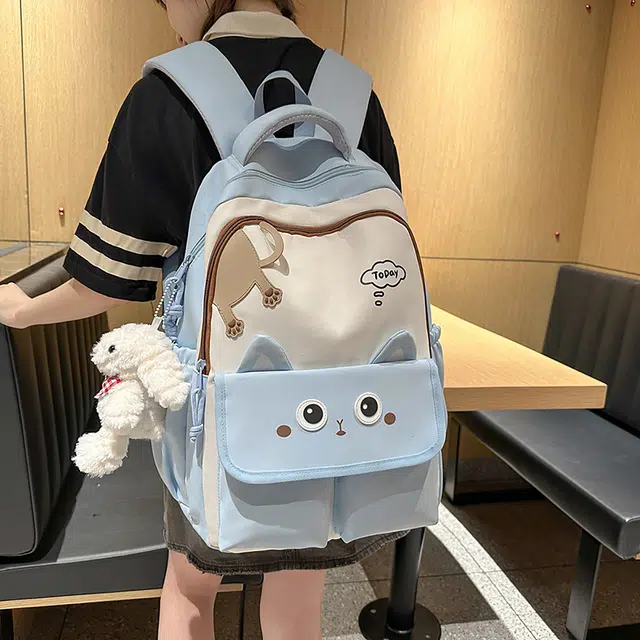 行途 可爱毛绒个性简约休闲 尼龙 双肩包 常规 女款 多色
