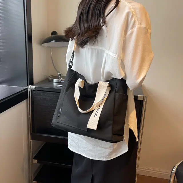 行途 大容量通勤时尚斑马纹 帆布 帆布包斜挎单肩包 常规 女款 黑色/卡其色/蓝色/米白色