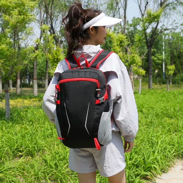 行途 可折叠多用途轻便防泼水 尼龙 双肩包 常规 男女同款情侣款 多色