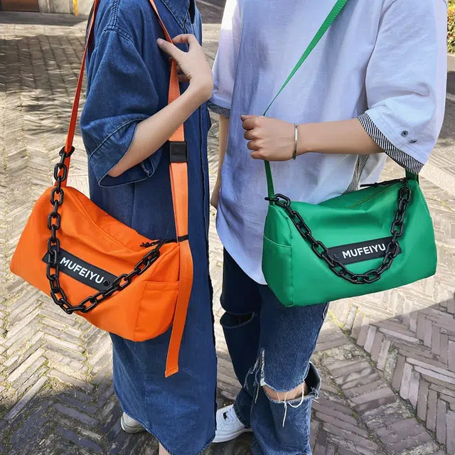 行途 大容量休闲 尼龙 斜挎包 常规 男女同款情侣款 黑色/桔色/绿色/蓝色/紫色/白色