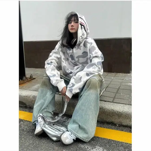 奇迹街区 美式复古潮牌鲨鱼双层拼接帽子设计感宽松简约连帽拉链开衫卫衣 男女同款 白灰色
