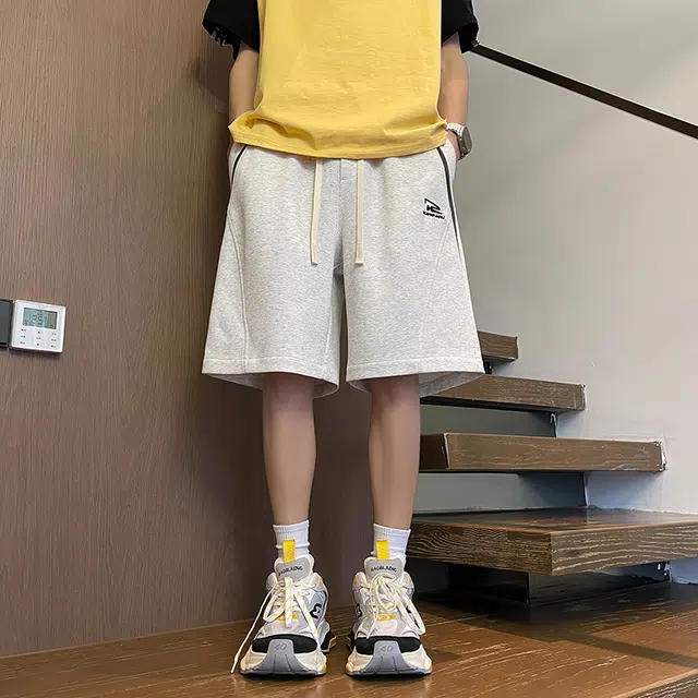 奇迹街区 美式基础款拼接条纹简约宽松结构性织带撞色设计百搭户外运动透气休闲短裤 男女同款