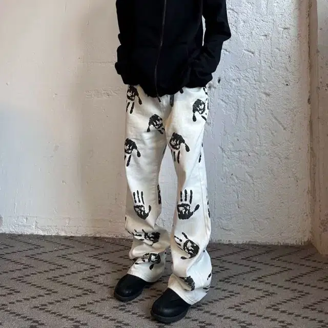 奇迹街区 美式复古趣味手掌印花个性设计高级感流行无性别主义时尚嘻哈高街宽松舒适百搭牛仔裤 男女同款 白色