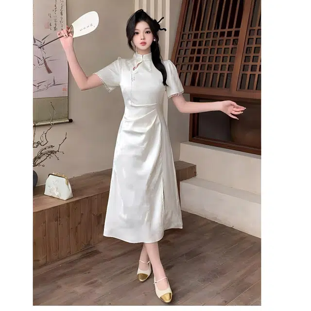 识恩 新中式纯色立领镂空提花盘扣设计服饰短袖连衣裙 女款