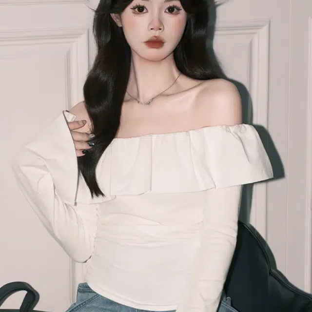 TLXT T