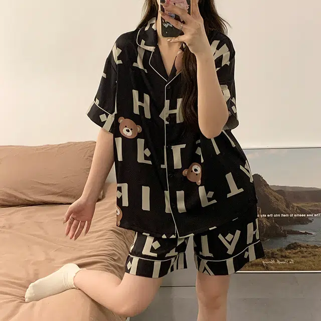 向薇 甜美舒适翻领短袖上衣可外穿家居服三分裤睡衣套装 女款 图片色