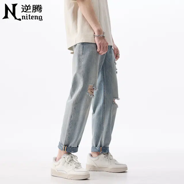 逆腾 潮牌百搭时尚直筒牛仔裤 男款 浅蓝色