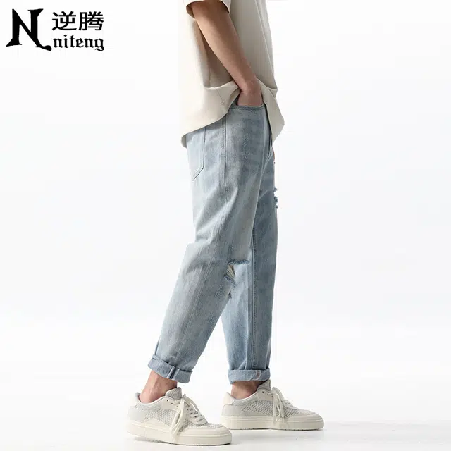 逆腾 潮牌破洞直筒纯色牛仔裤 男款 浅蓝色