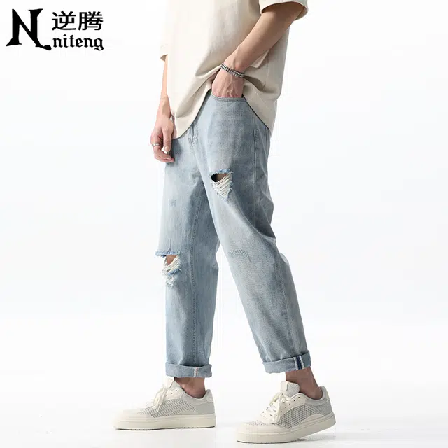 逆腾 潮牌破洞直筒纯色牛仔裤 男款 浅蓝色