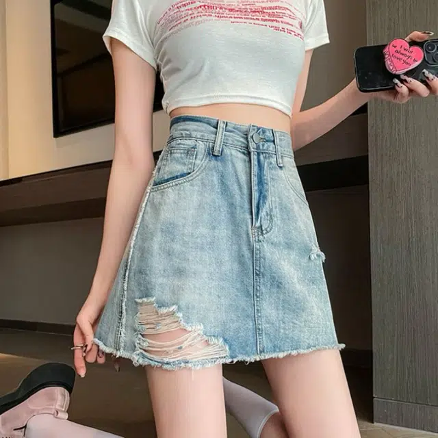 YICHEN a