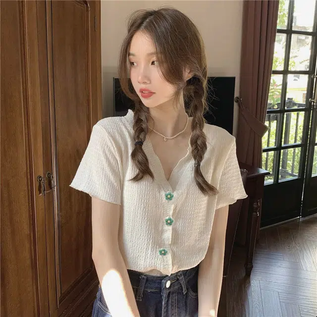 YICHEN V T