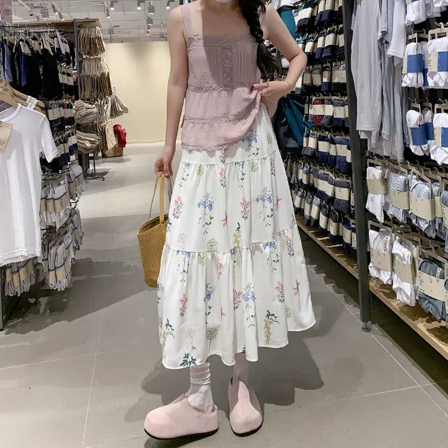 YICHEN A