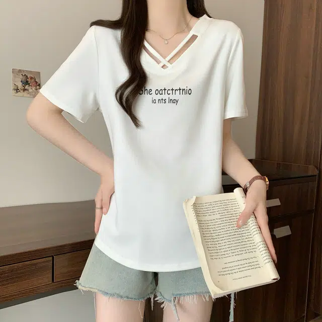 YICHEN V T