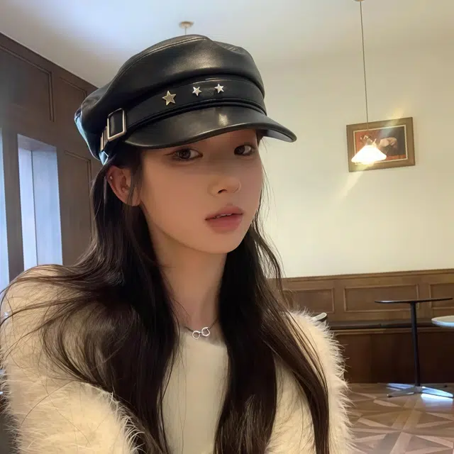 杨同学 韩式复古五角星皮带扣海军帽 皮革 帽子 女款 黑色/米色