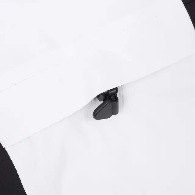 探路者  户外登山徒步  防水防风透气冲锋衣 男款