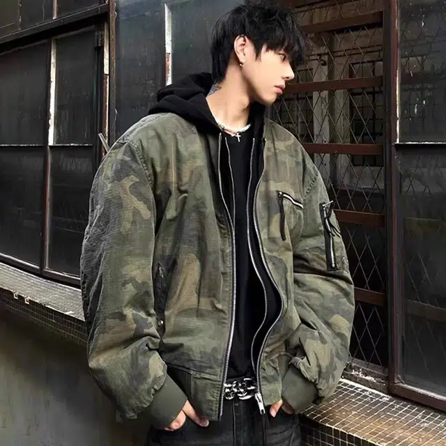 BLACK AT bomber
