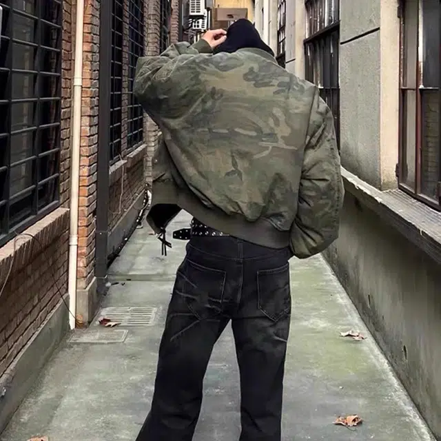 BLACK AT bomber