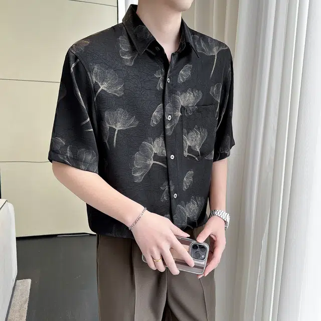 北欧攻略 高级感轻熟风冰丝缎面抓花烫金工艺冰丝中袖衬衣外套垂感亲肤舒适顺滑翻领短袖衬衫 男女同款