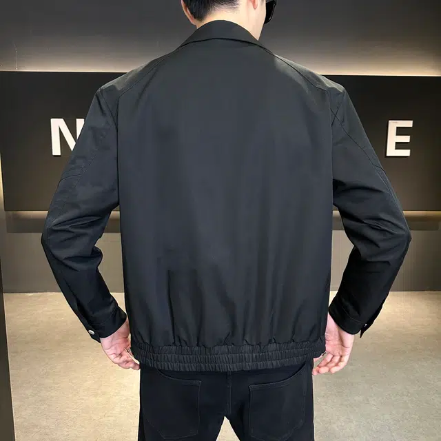 北欧攻略 基础款设计感工装翻领拼接百搭潮流上衣舒适通勤风简约纯色休闲运动飞行员短款夹克 男女同款