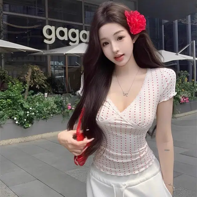 HeartyBite v T