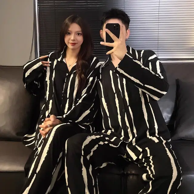 俏韵 亲肤柔软长袖长裤高级感条纹家居服可外穿睡衣套装 男女同款