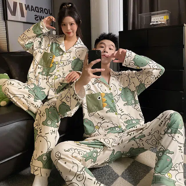 俏韵 翻领卡通小恐龙秋冬季德绒保暖长袖长裤甜美印花可爱舒适家居服可外穿睡衣套装 男女同款